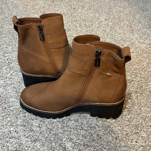 NEW! Dagger Waterproof Nubuck Leather Booties - Size 8.5 - Picture 10 of 13